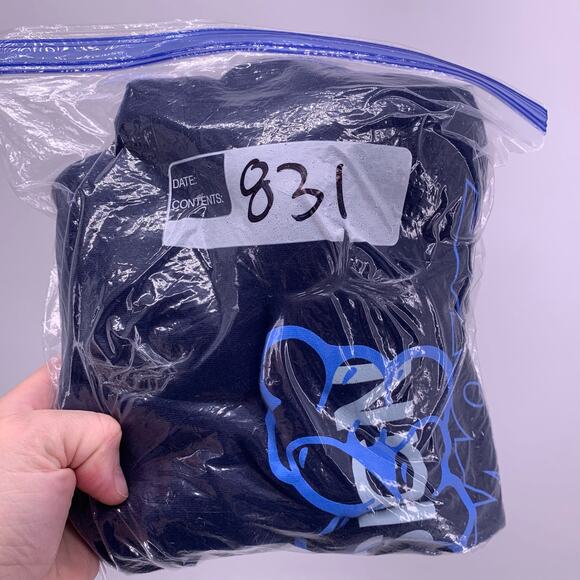 NWOT RARE Nike MetaMove World HQ Pop-Up 01/06/2023 Crew Neck Mens Size M - Picture 12 of 12